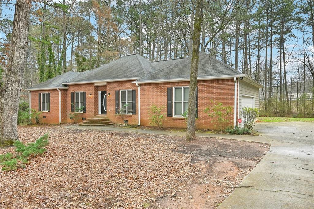 105 Spring Forest Way, Sharpsburg, Georgia image 3