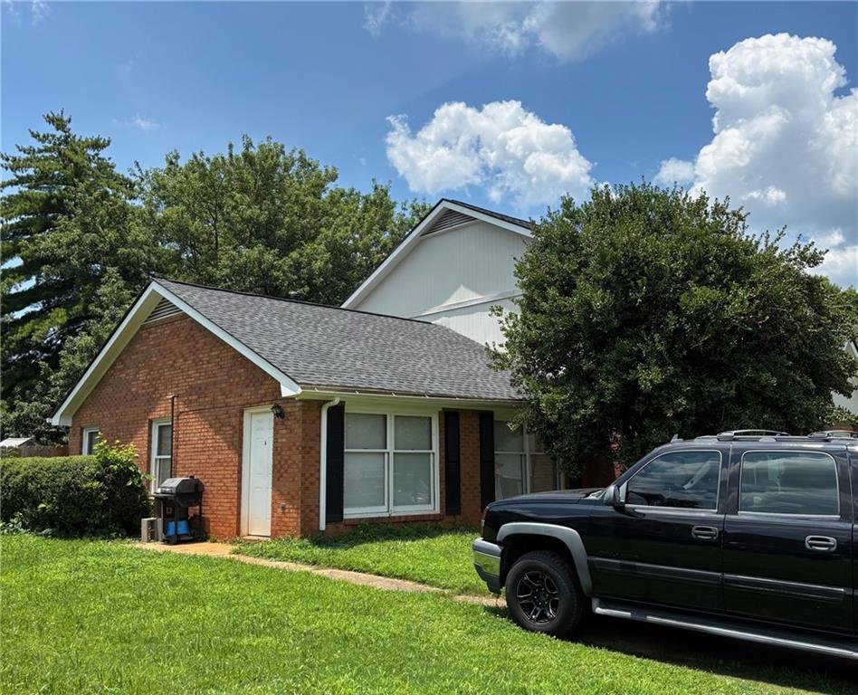 2145 Country Walk Way SE