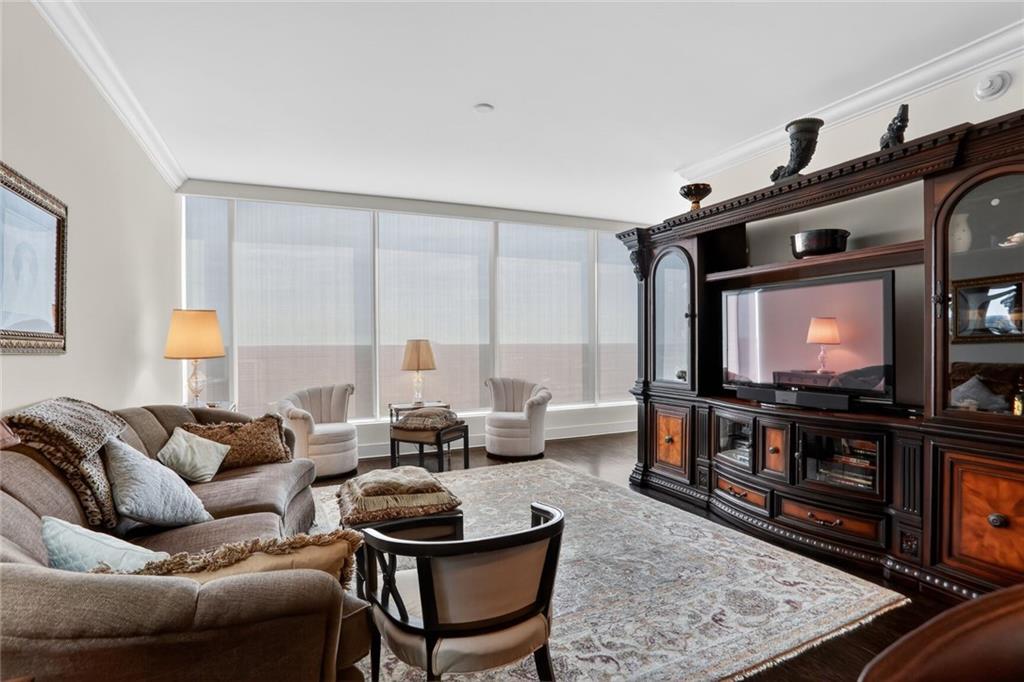 3630 Peachtree Road NE 2606