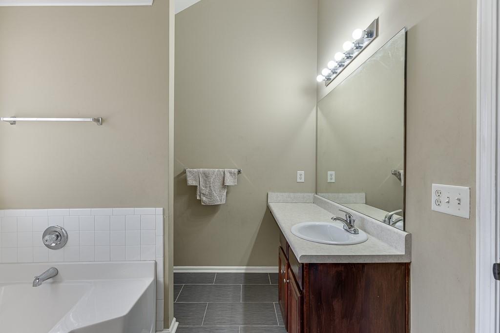 4089 Palm Drive, Snellville, Georgia image 27