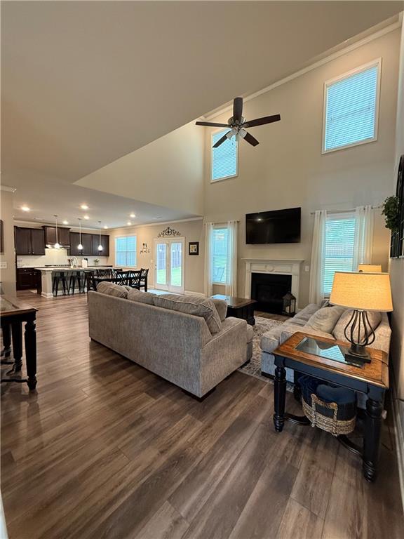 121 Sandhill Lane