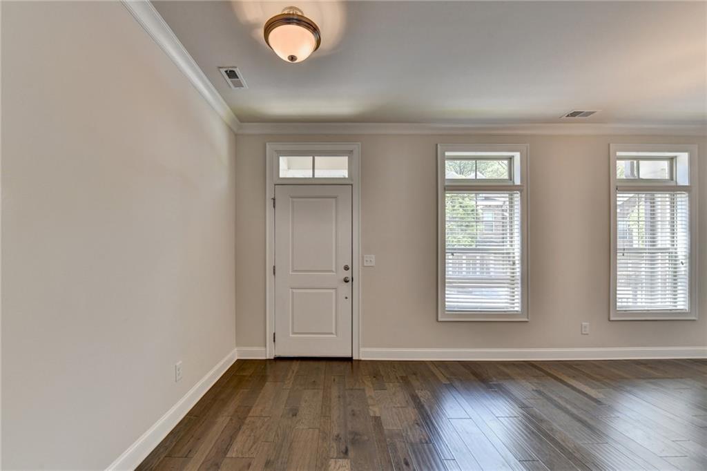 3879 Glenview Club Lane
