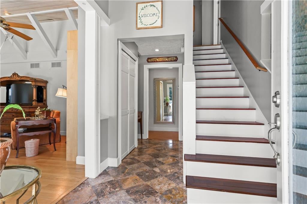 2753 Holly Ridge Circle