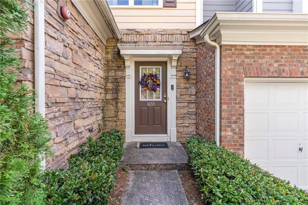 1653 Fair Oak Way