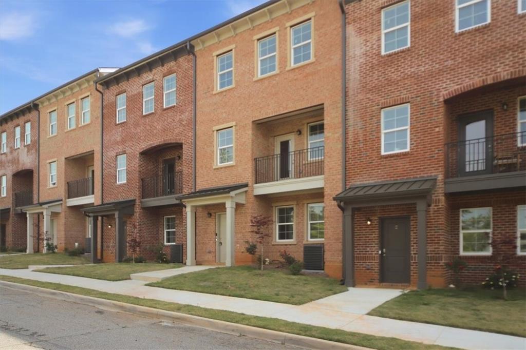 1794 E HAWTHORNE Avenue UNIT 14 BLDG 1