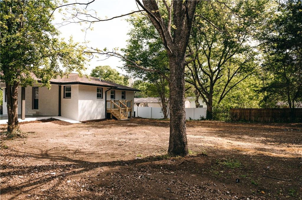 19 S Central Avenue SE