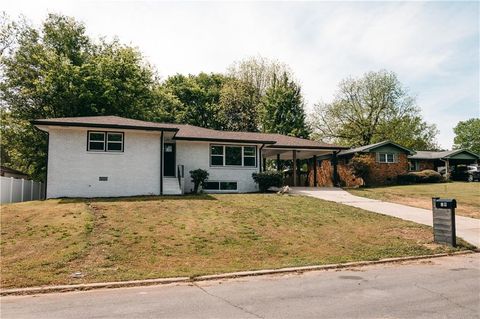 19 S Central Avenue SE Lindale GA 30147