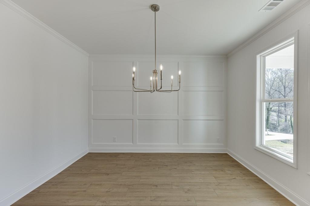 979 Lakeview