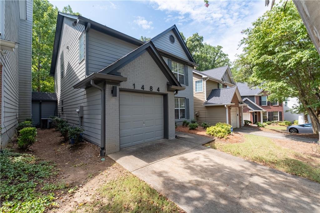 1484 GATES Circle SE 1484