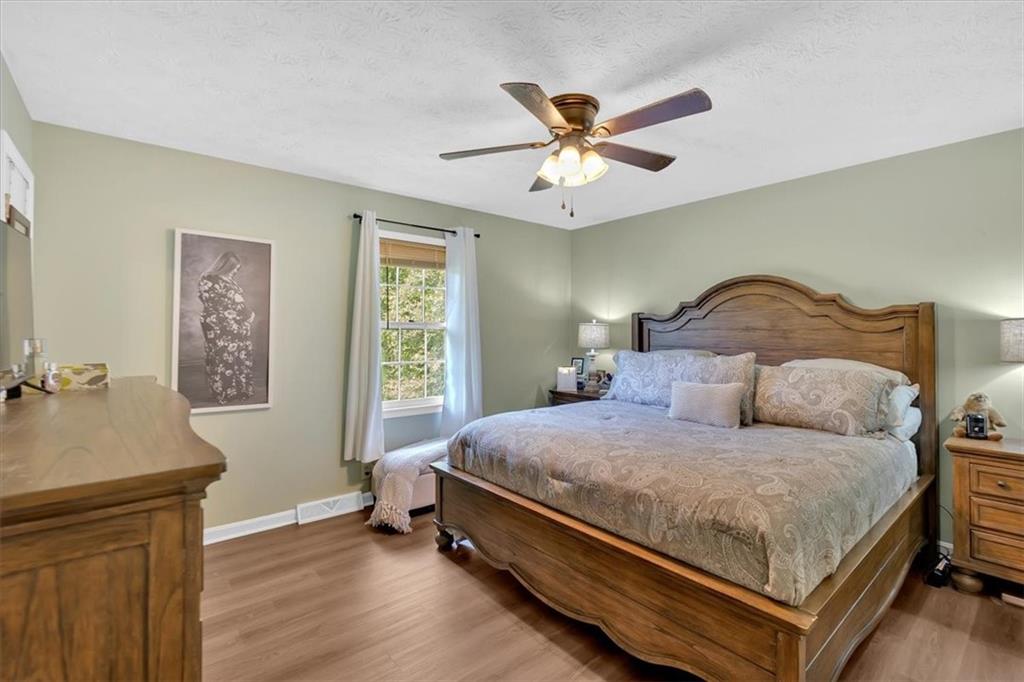1277 Abrams Road SE