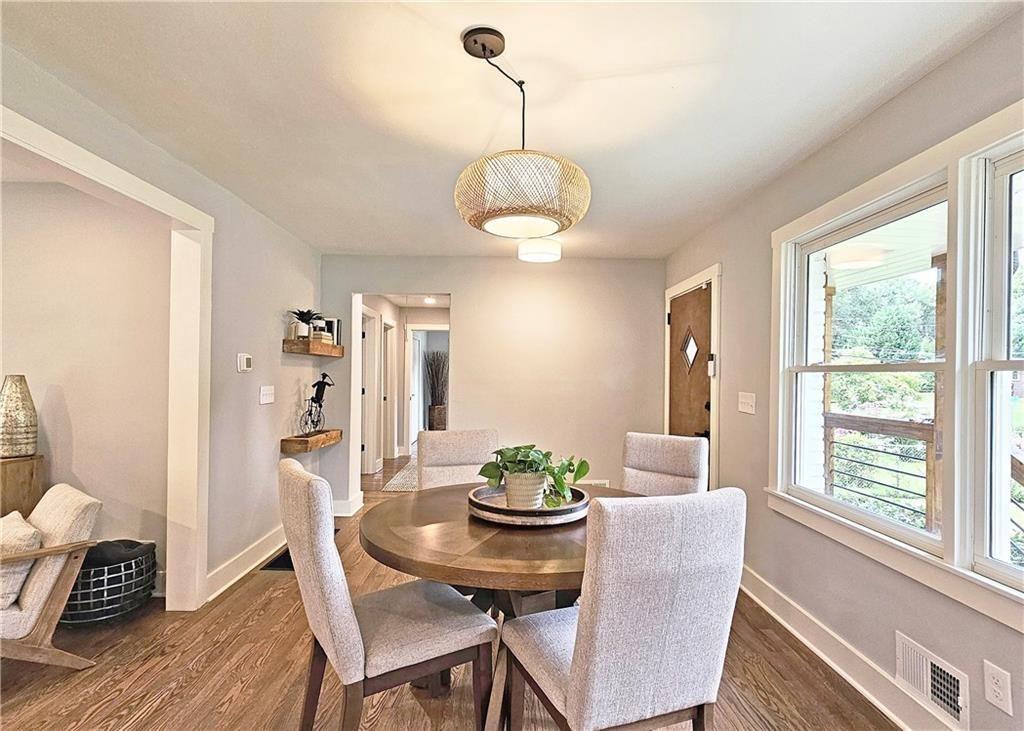 217 Penelope Drive NW