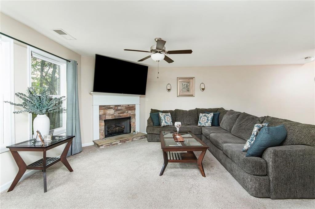 617 Arrowhead Drive