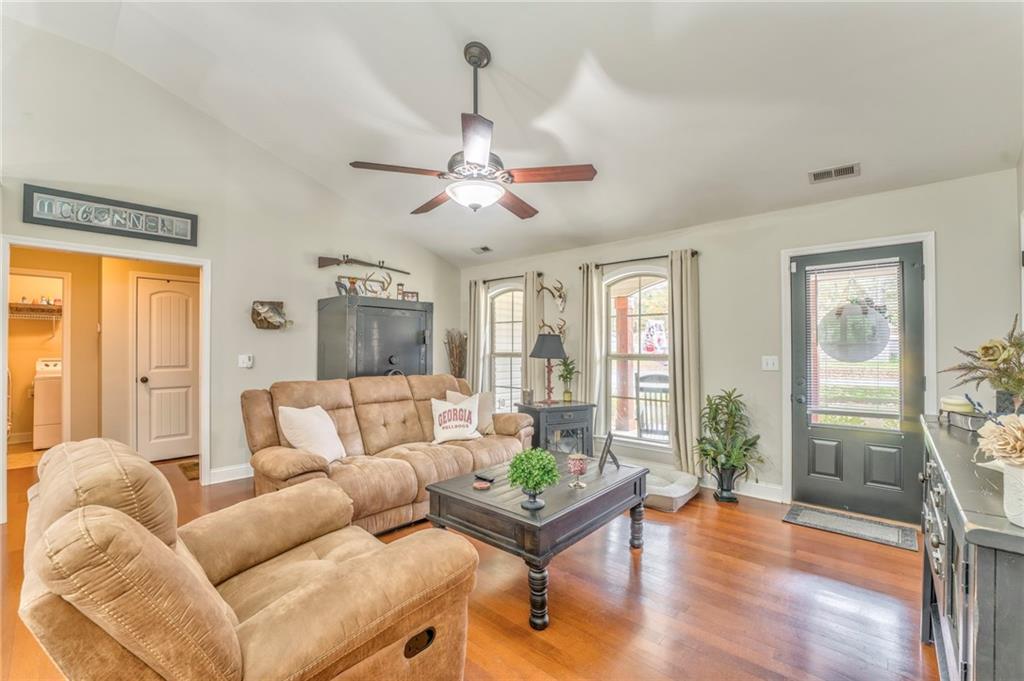 7 Dixie Park Road NE