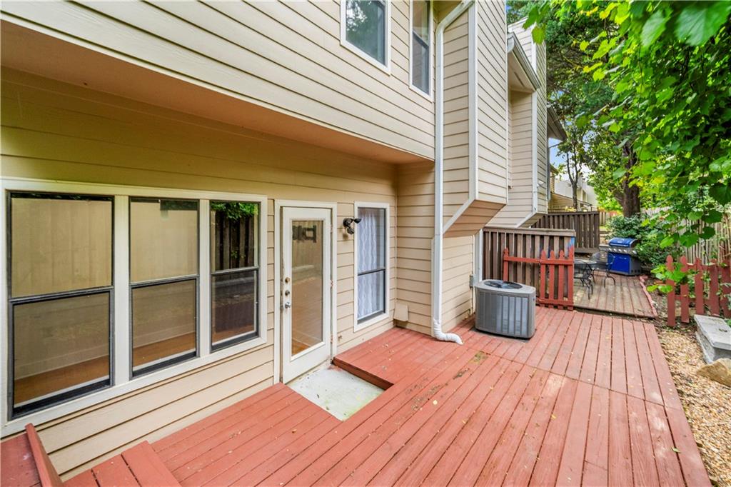 VARIATIONS - Residential