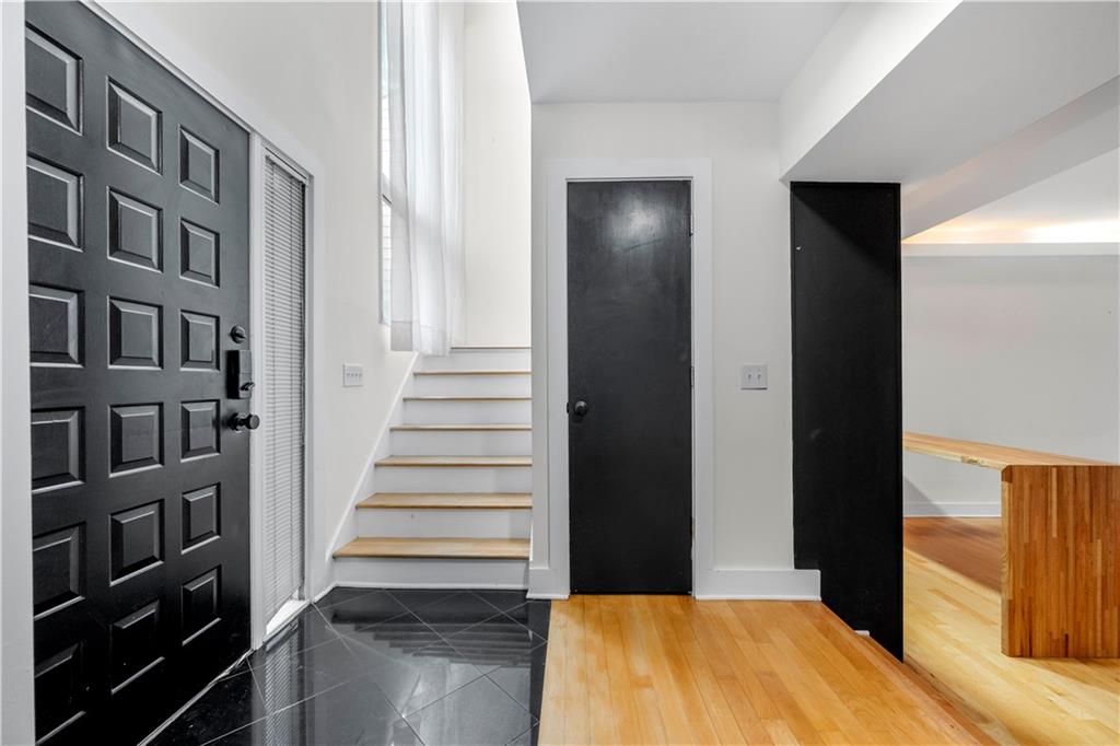 VARIATIONS - Residential