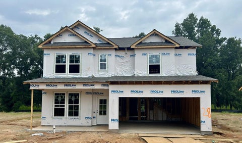 Homes For Sale - 384 Crimson Feather Drive<br/> Jefferson, GA 30549
