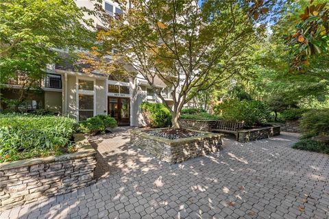Photo of 1406 River Green Drive NW, Atlanta, GA 30327 (MLS # 7765922)