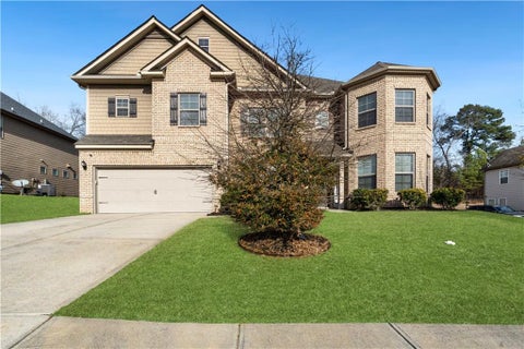 Homes For Sale - 3748 Spring Place Court<br/> Loganville, GA 30052
