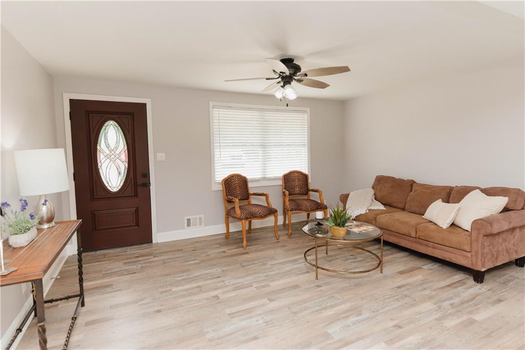 6914 N Baggett Road, Douglasville, Georgia image 2