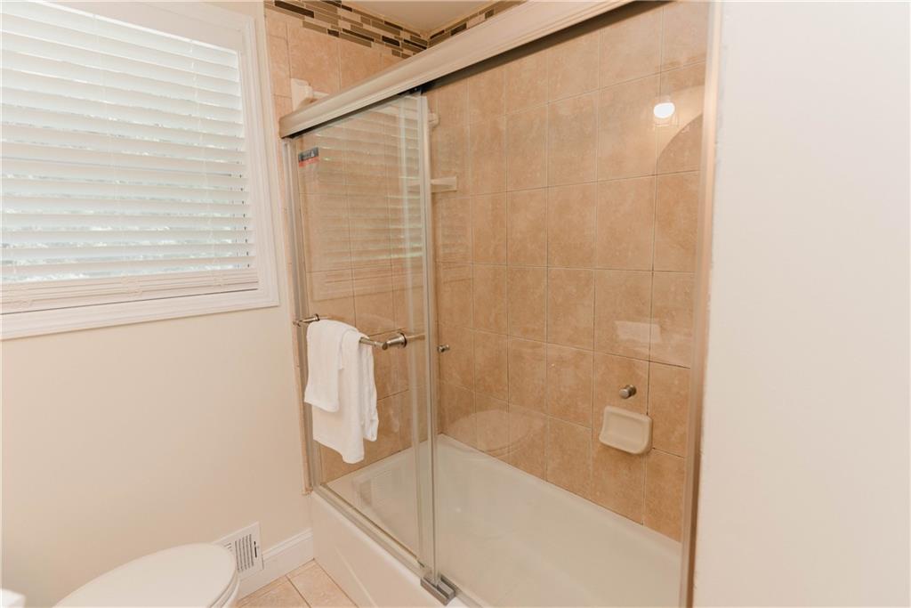 6914 N Baggett Road, Douglasville, Georgia image 27