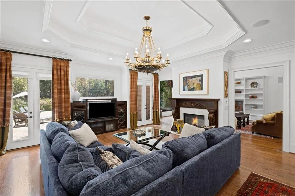 Alpharetta, Georgia 30005, United States, 6 Bedrooms Bedrooms, ,9 BathroomsBathrooms,Residential,Active,189176