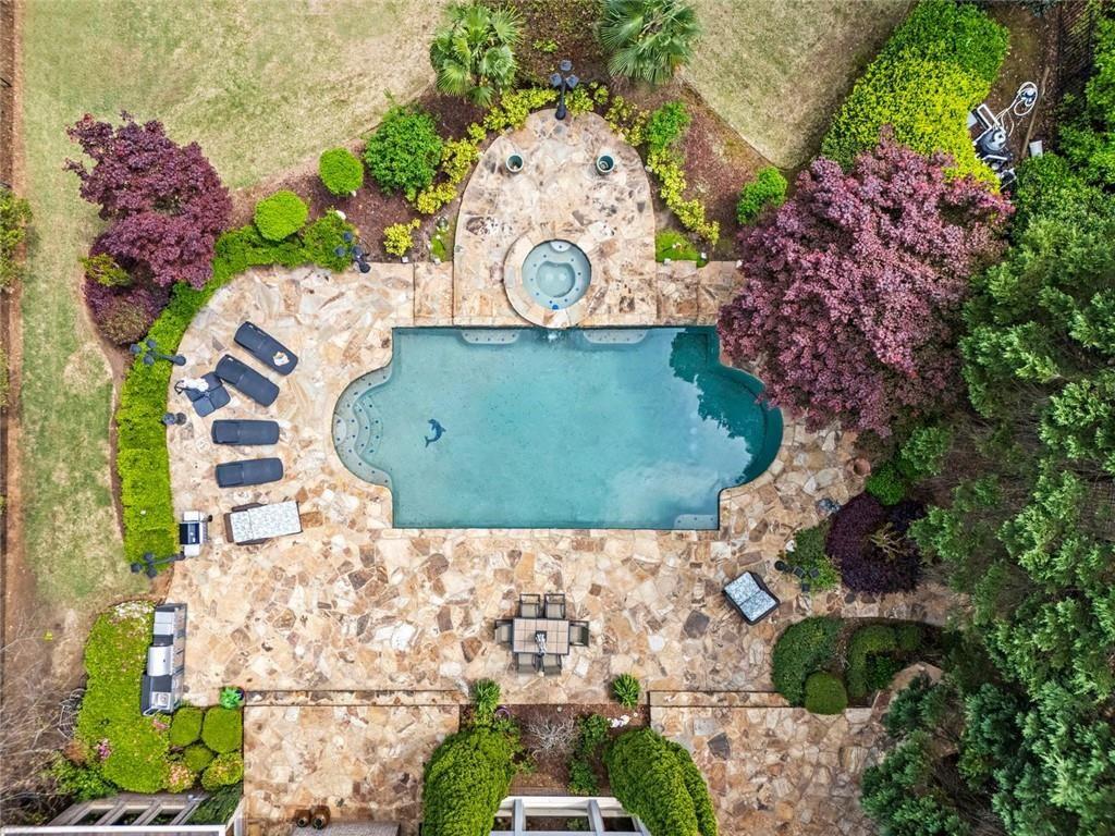 WINDWARD - Residential