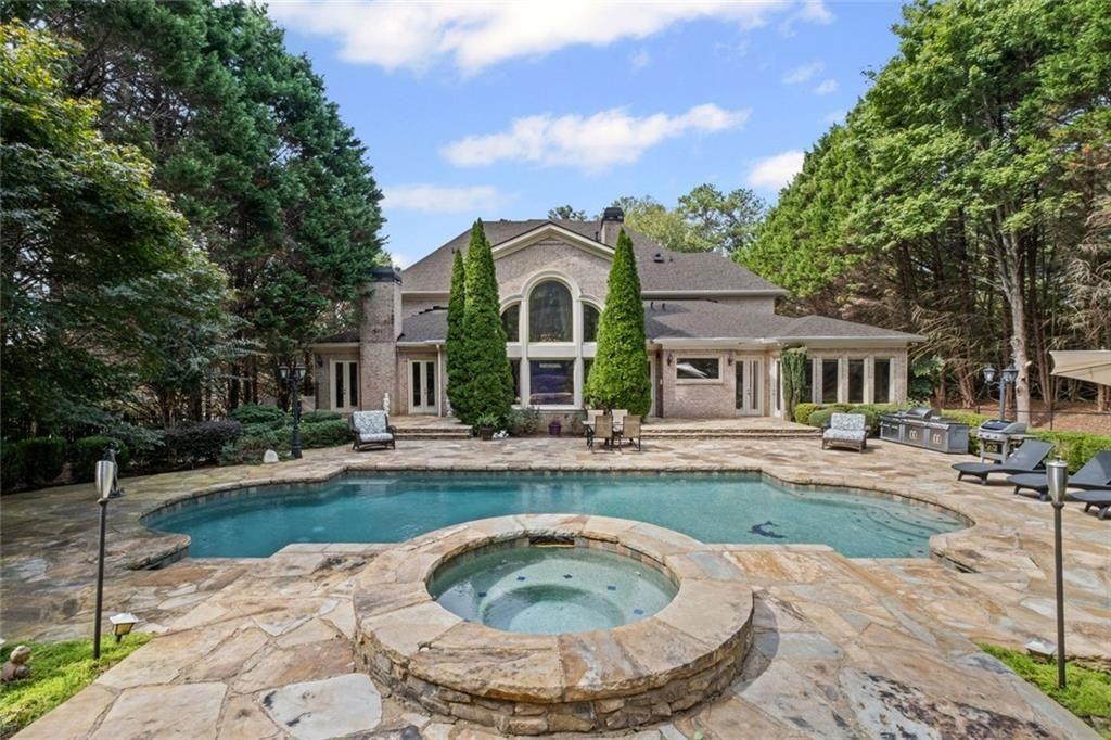 WINDWARD - Residential