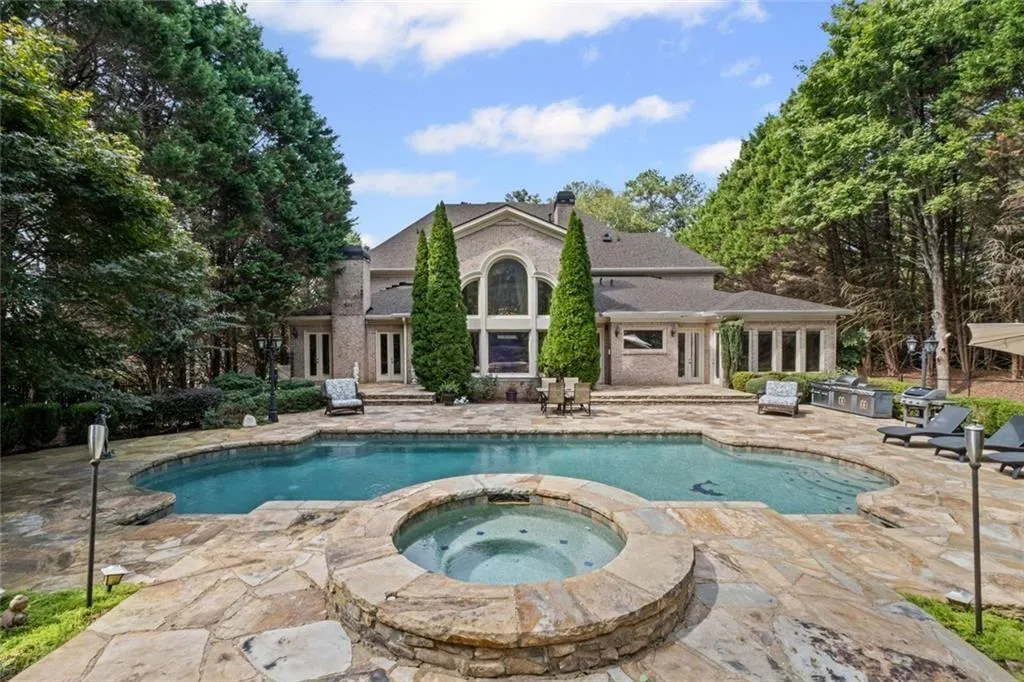 Alpharetta, Georgia 30005, United States, 6 Bedrooms Bedrooms, ,9 BathroomsBathrooms,Residential,Active,189176