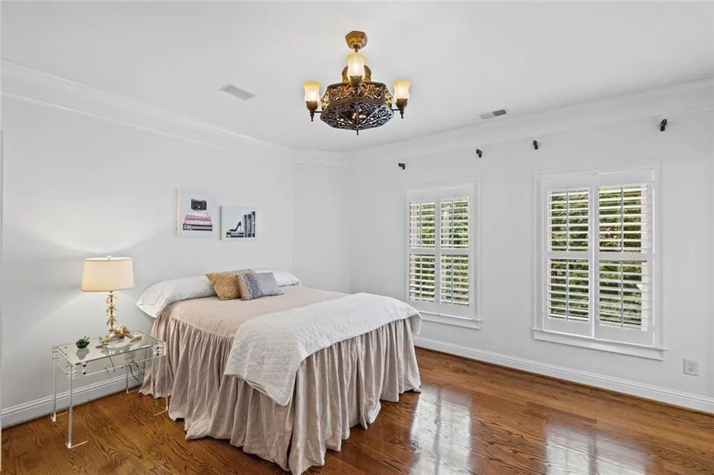 Alpharetta, Georgia 30005, United States, 6 Bedrooms Bedrooms, ,9 BathroomsBathrooms,Residential,Active,189176