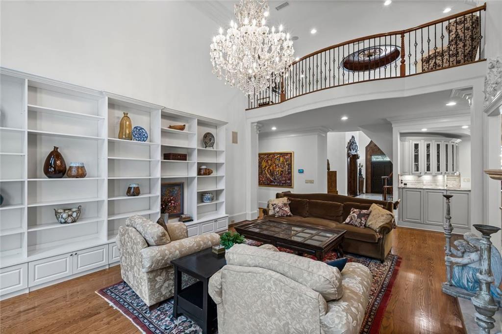 WINDWARD - Residential