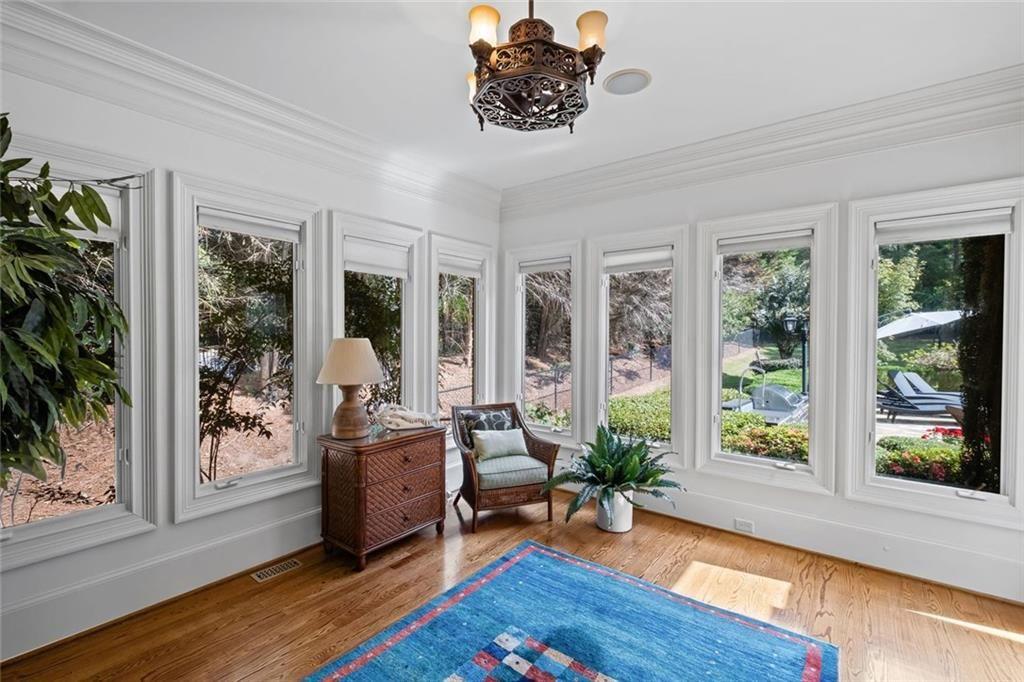 WINDWARD - Residential