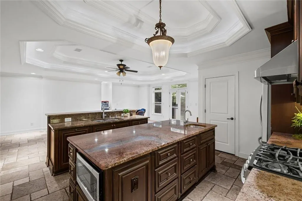 Alpharetta, Georgia 30005, United States, 6 Bedrooms Bedrooms, ,9 BathroomsBathrooms,Residential,Active,189176