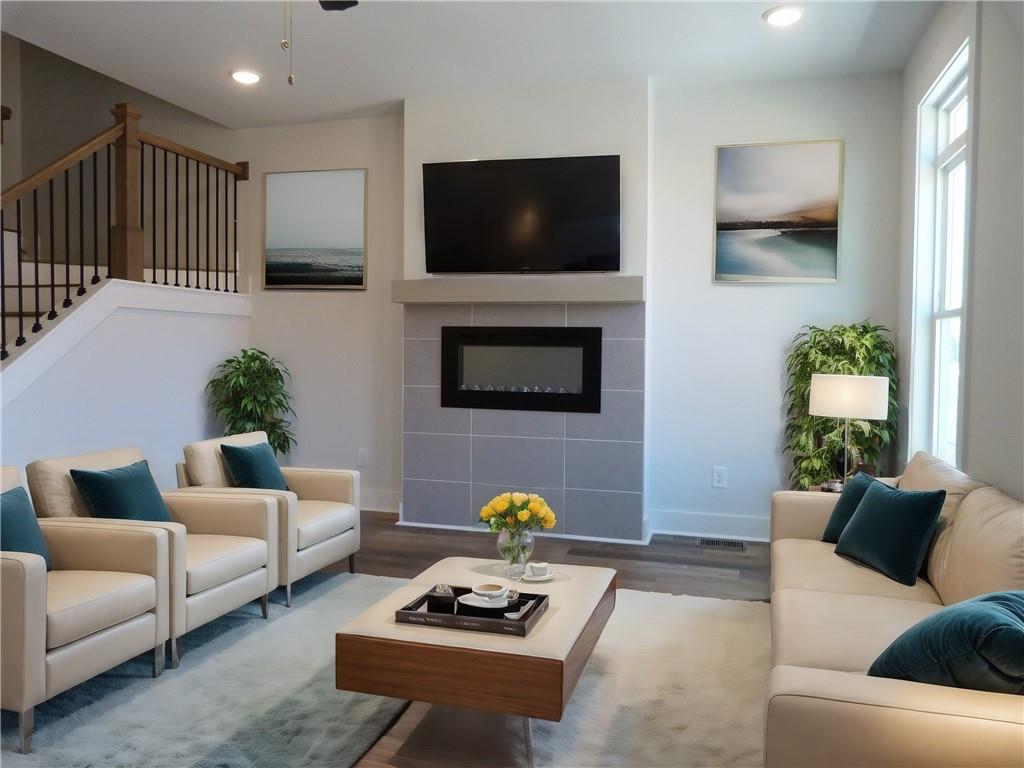 2215 Nena Way 20