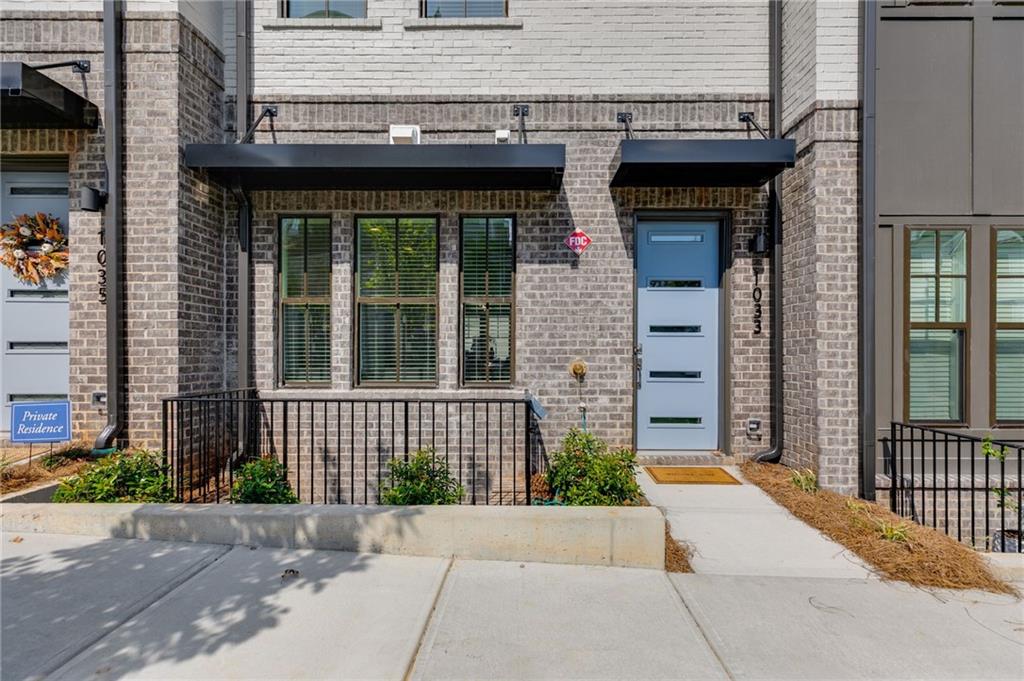 1033 Division Street NW 33