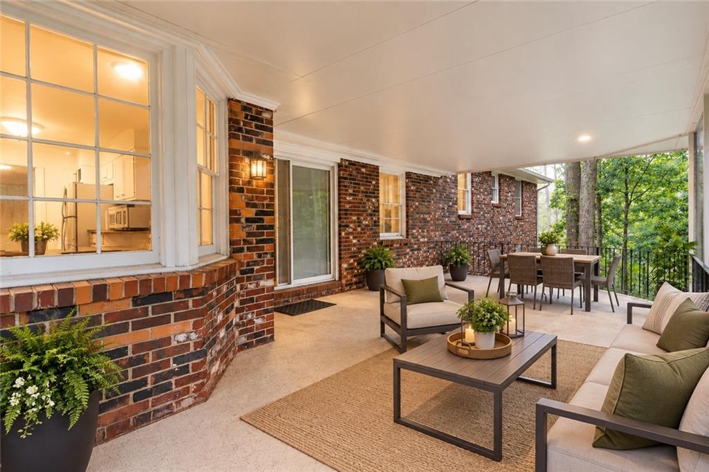 2940 Stonegate Trail