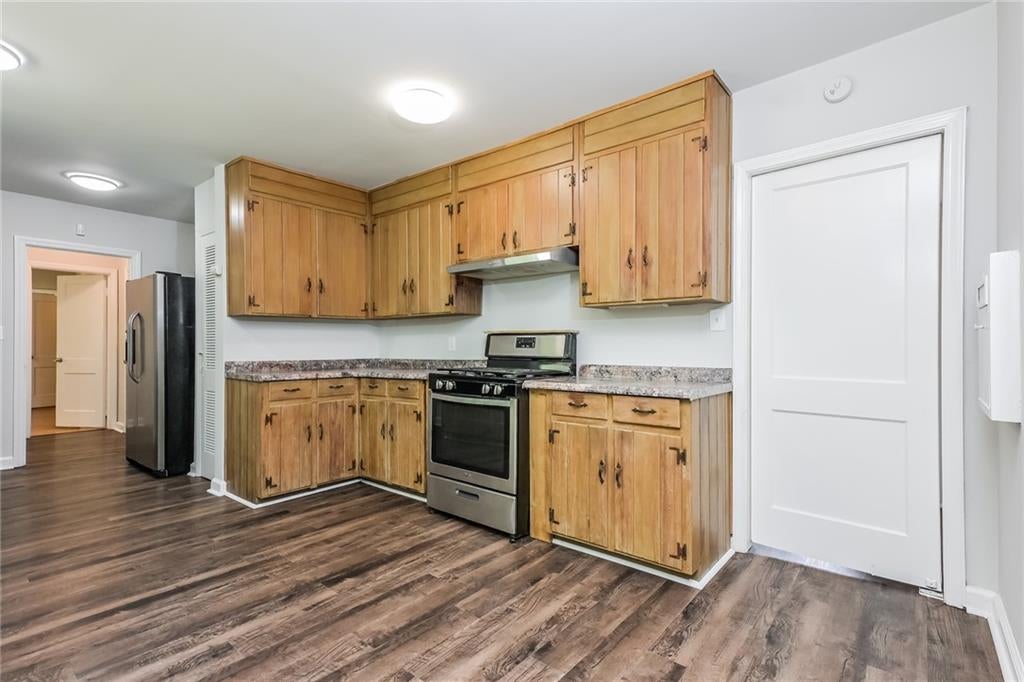 5225 Boyd Drive