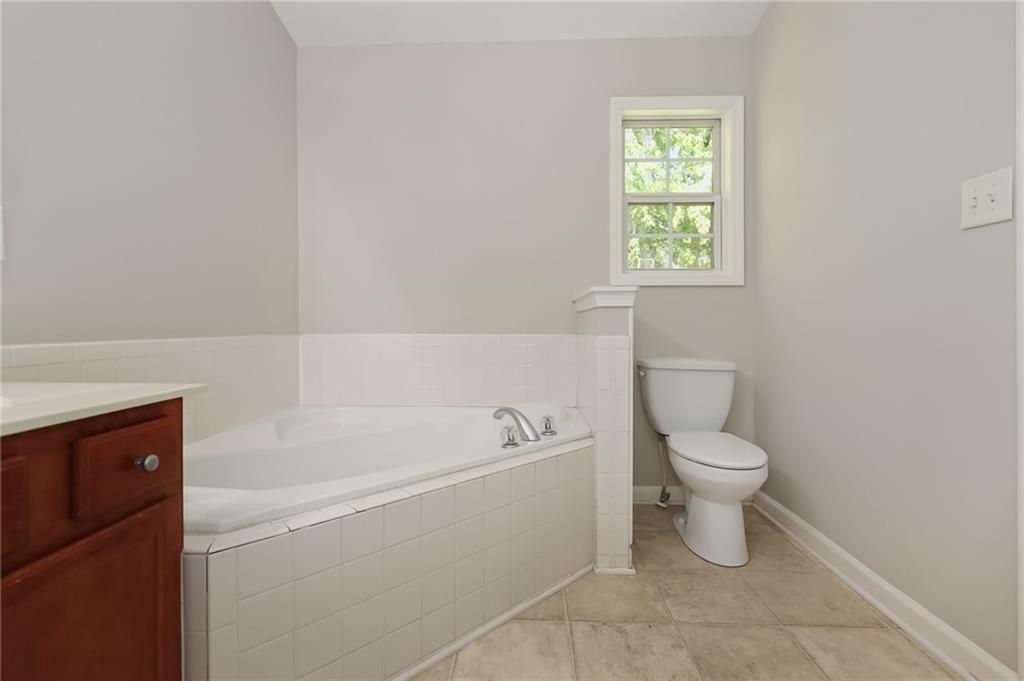 2173 Pebble Beach Drive, Lawrenceville, Georgia image 19