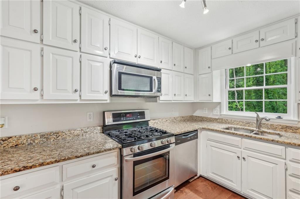 Ashley Crossing - Residential