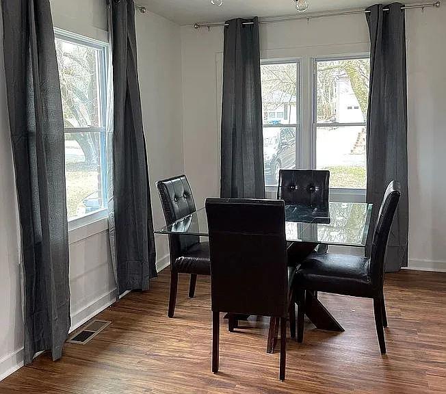 221 Napoleon Drive SW