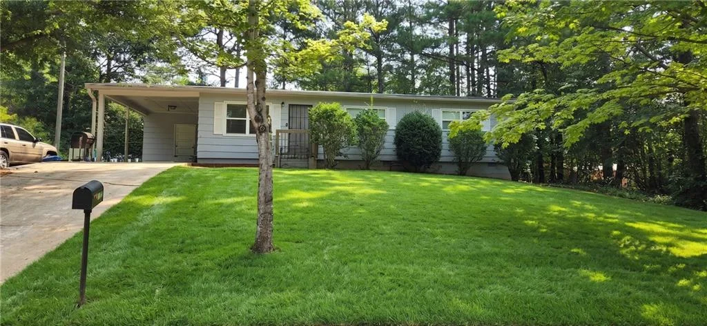 6107 Shadow Glen Court SW