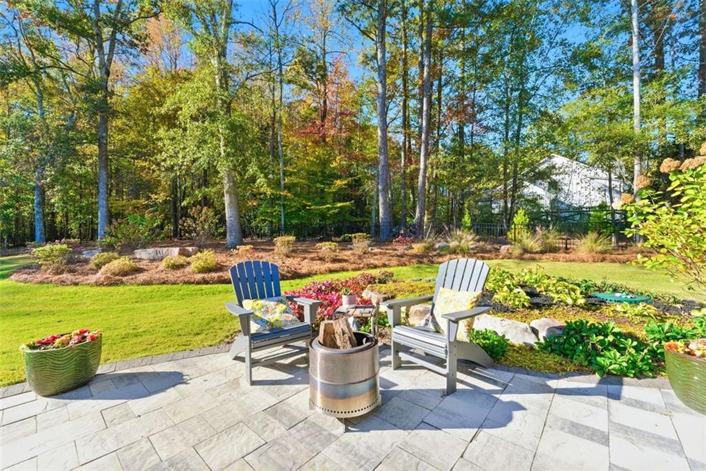 5006 SUWANEE DAM Road