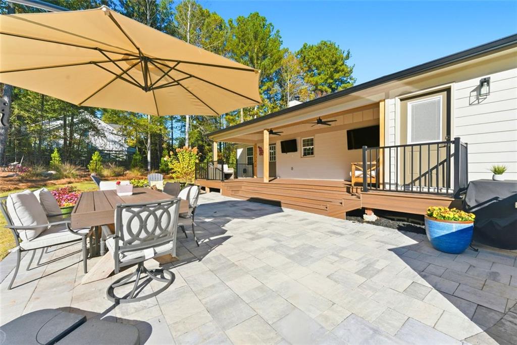 5006 SUWANEE DAM Road