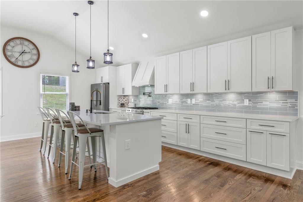 225 Valley Drive, Roswell, Georgia image 10