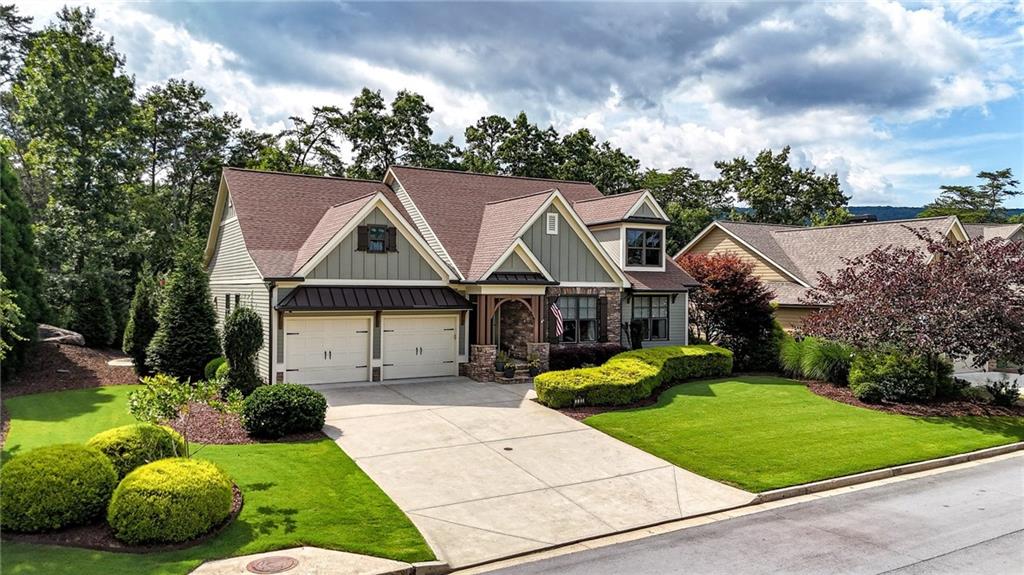 303 Trappers Bluff