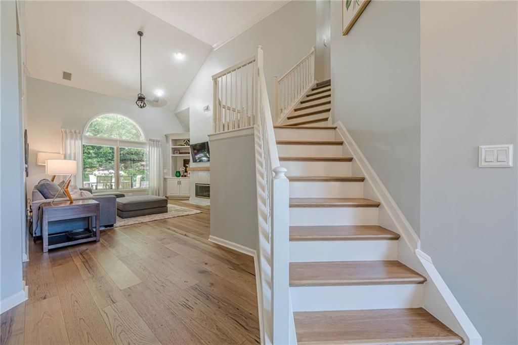 7045 Grand View Way, Suwanee, Georgia image 14