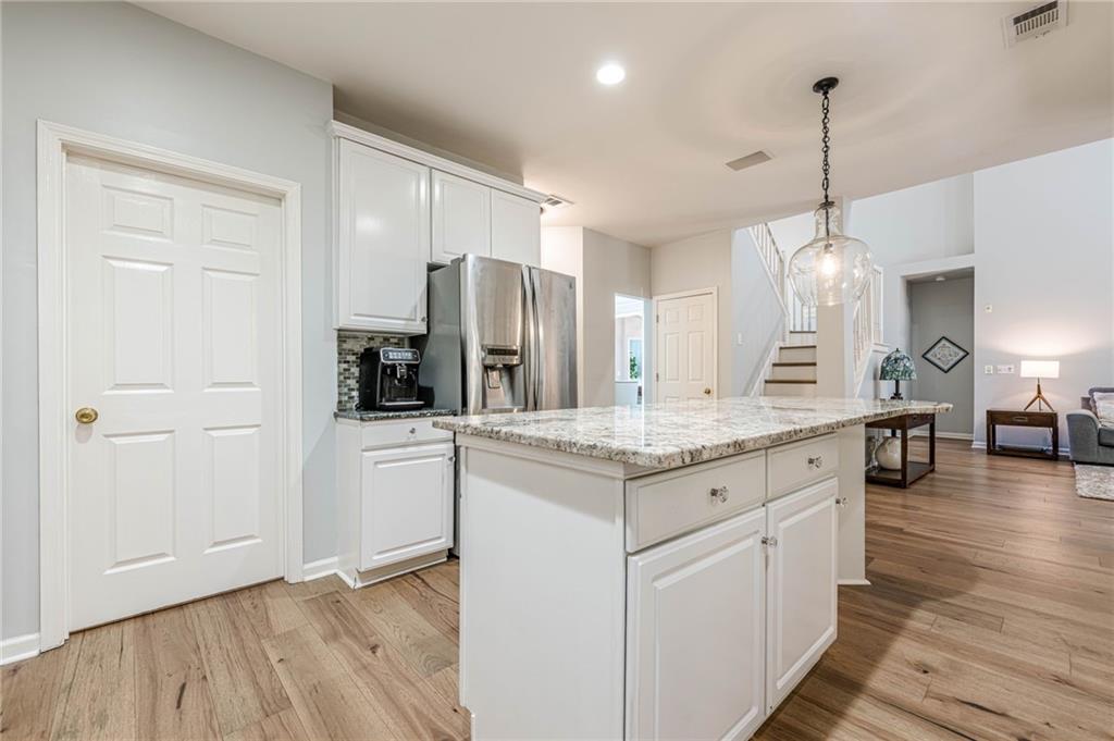 7045 Grand View Way, Suwanee, Georgia image 18