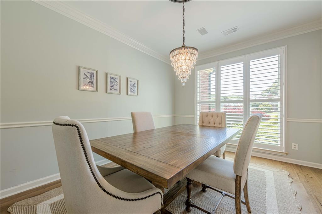 7045 Grand View Way, Suwanee, Georgia image 13
