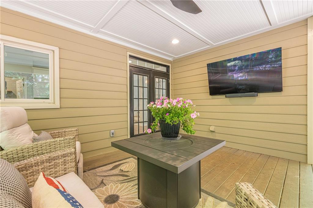 7045 Grand View Way, Suwanee, Georgia image 42