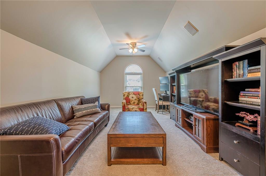 7045 Grand View Way, Suwanee, Georgia image 37