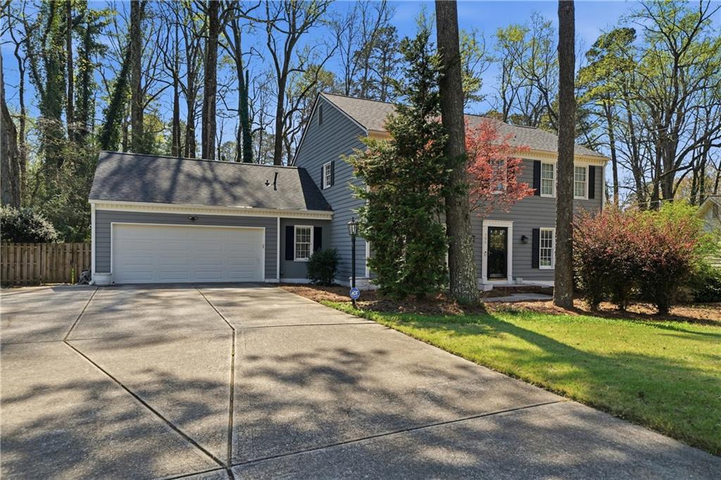 205 Berwick Drive NE